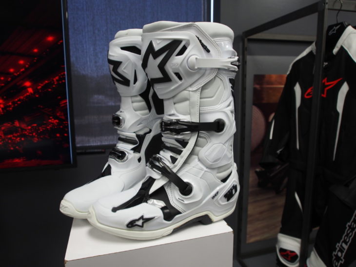Our Top Five Picks From The 2019 Alpinestars Collection 5