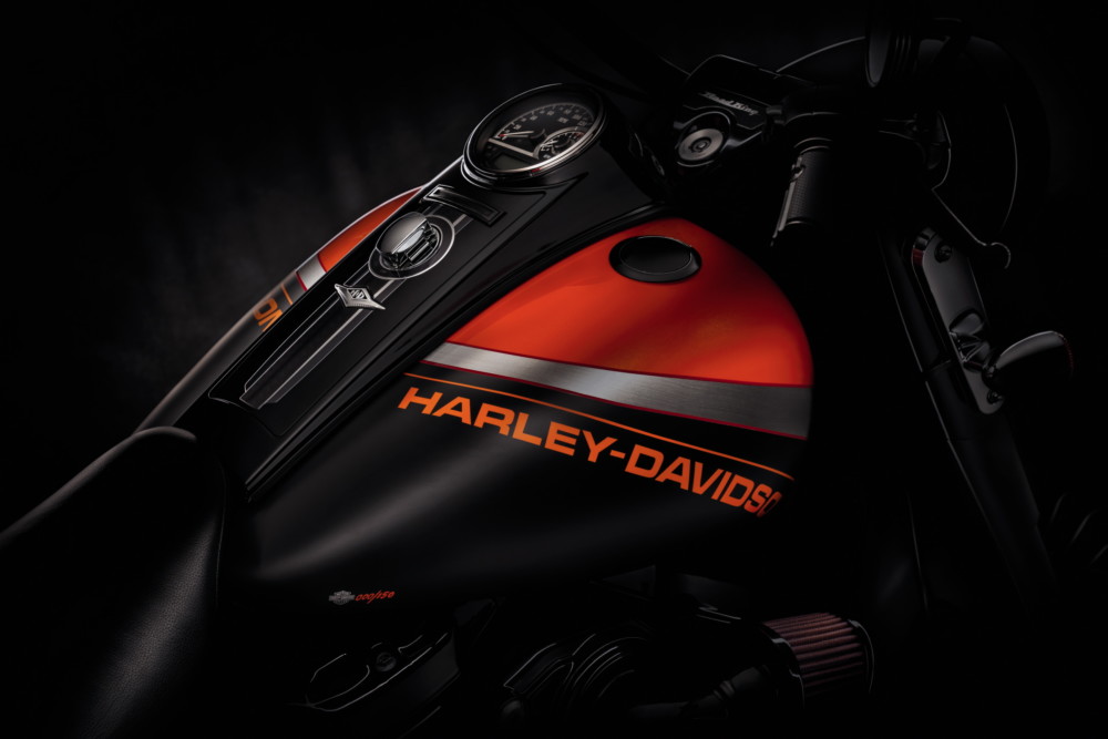 Make it Personal With the New Harley-Davidson Custom Paint - Cycle News