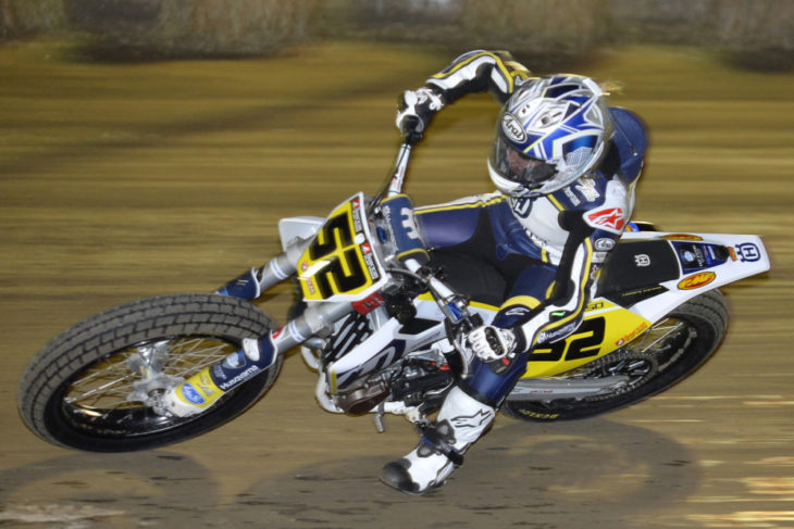 Shayna Texter won the Singles main.