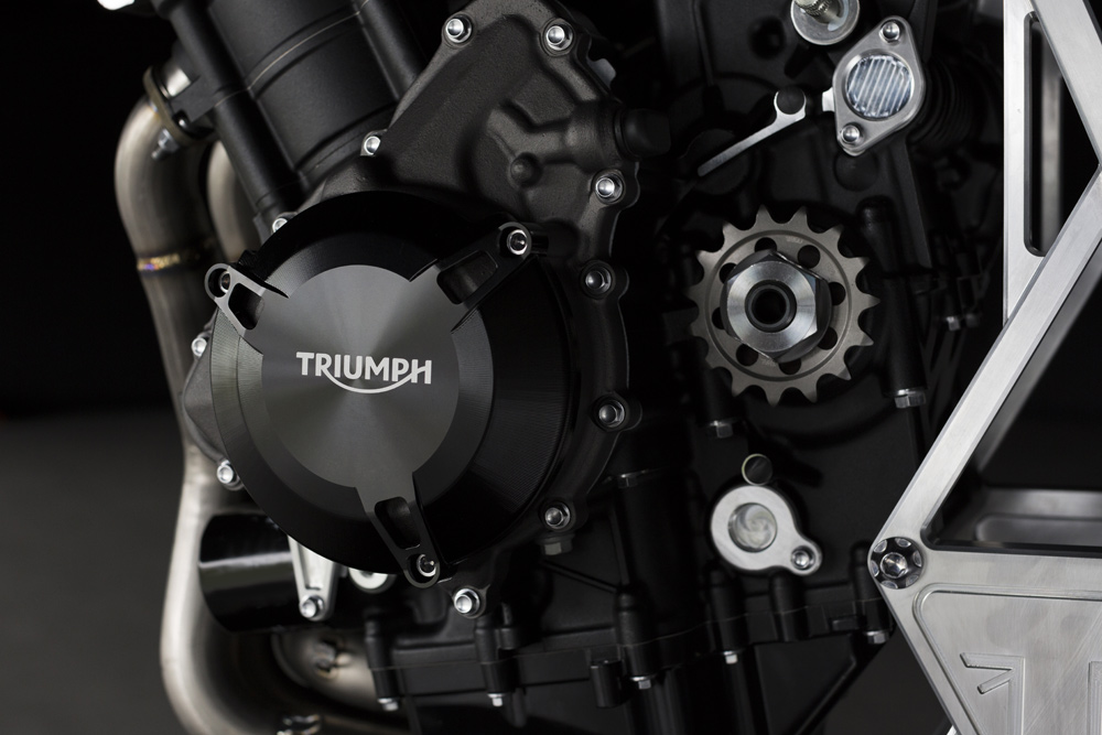 The standard crankshaft, counterbalancer, conrods and cast three-ring pistons are all retained in unmodified form on the race engine.