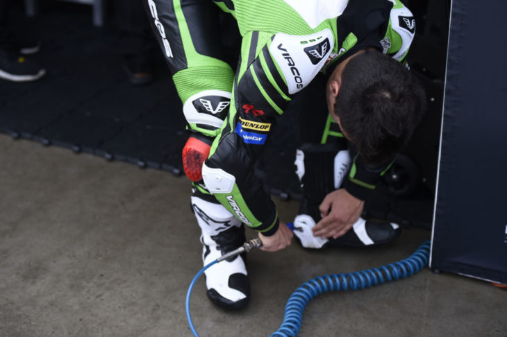 Nepa, cleaning boots, Australian Moto3 2018