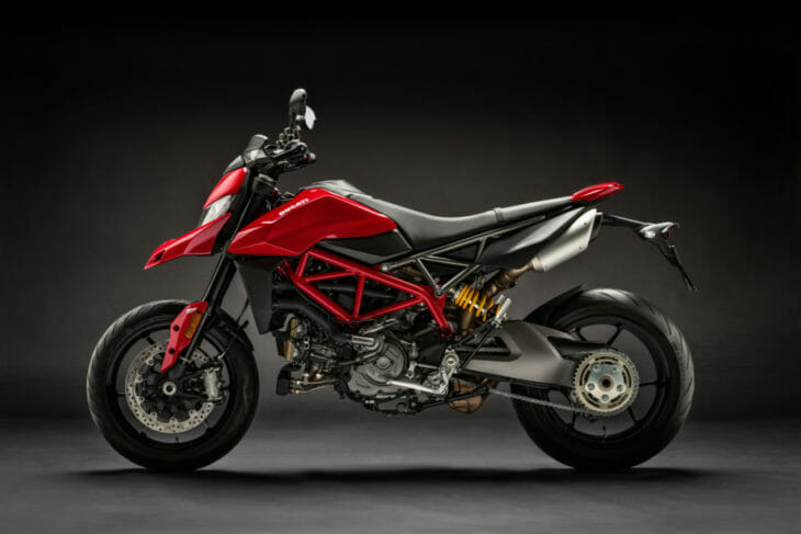 2019-Ducati-Hupermotard-950-SP-First-Look-1