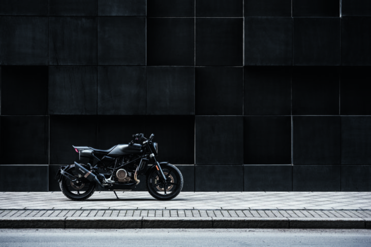 2019 Husqvarna Svartpilen 701 First Look 1 2019 Husqvarna Svartpilen 701 First Look 1