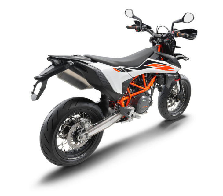 2019 KTM 690 SMC R First Look 4