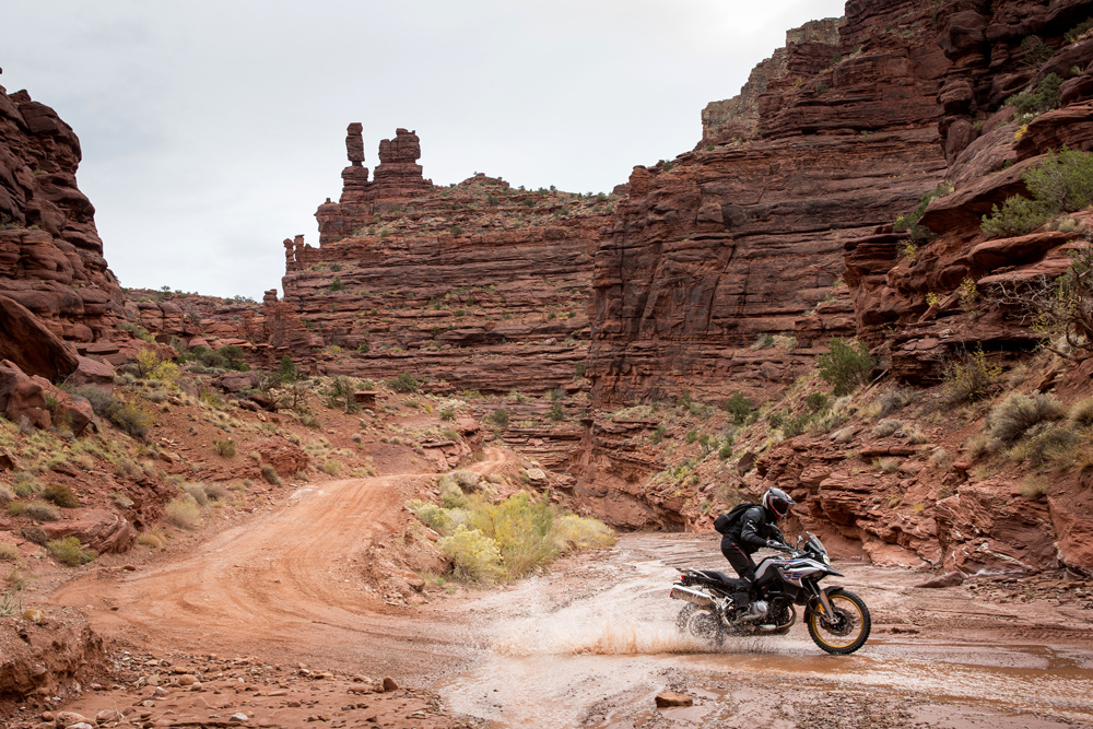 We’ve already tested the 850 GS in Moab earlier this year. It’s safe to say the new bike is an improvement over the near 10-year-old F 800 GS.