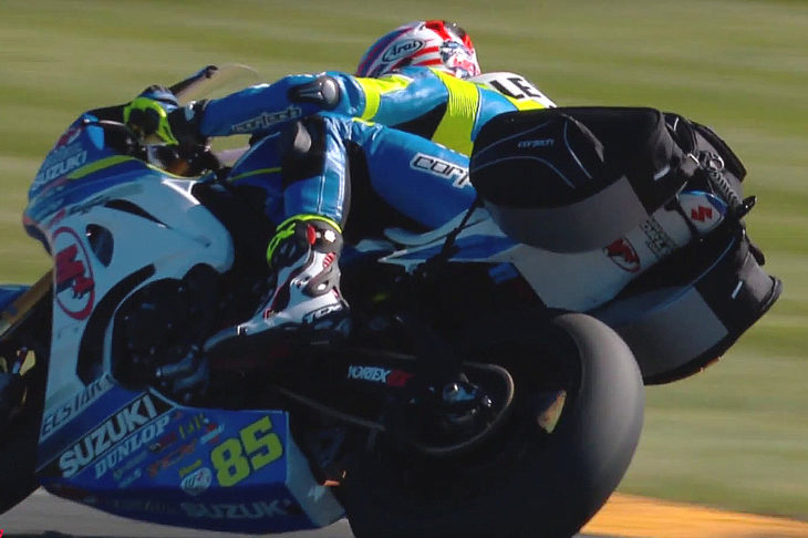 Cortech athlete Jake Lewis takes a hot lap around Road America on his Cortech luggage-equipped M4 Ecstar Suzuki GSX-R1000 MotoAmerica Superbike.