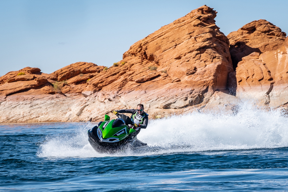 If you’ve never had a go on a Kawasaki Jet Ski Ultra 310 LX, put it on your bucket list. These things are great fun and so, so damn quick.