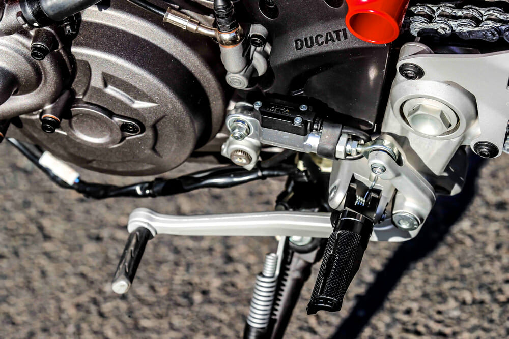 The 2019 Ducati Hypermotard 950 SP has a quick shifter.