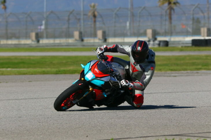 Cycle News Aprilia Pikes Peak Rennie Scaysbrook Fontana Cycle News Aprilia Pikes Peak Rennie Scaysbrook Fontana