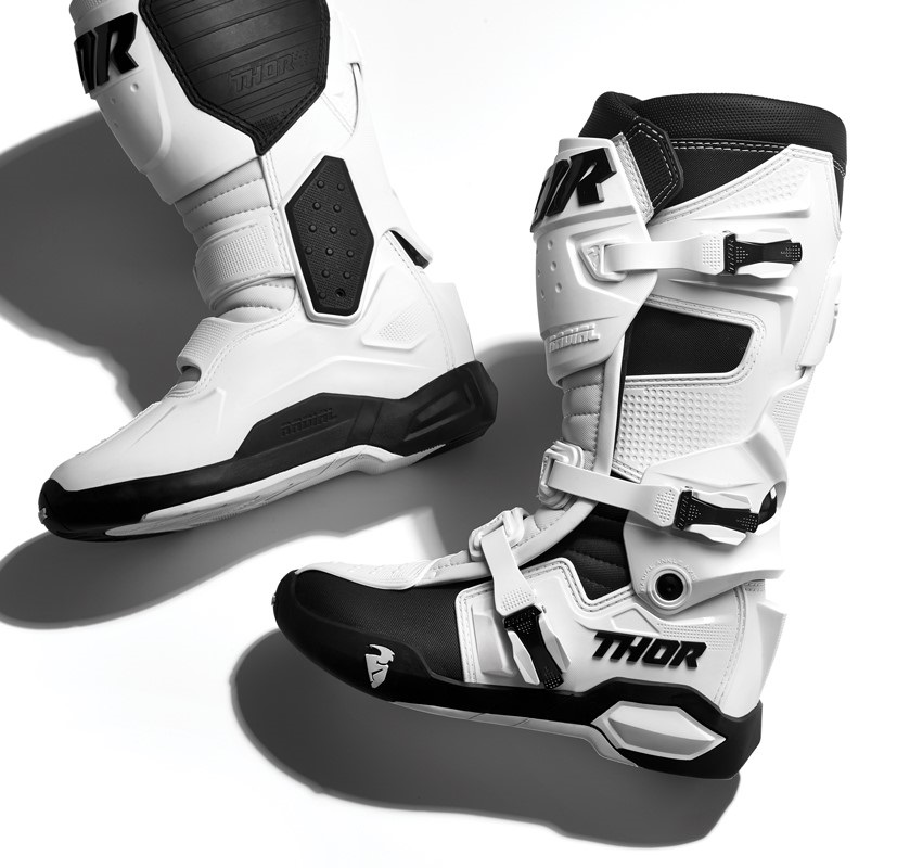 THOR MX introduces the all-new Radial boots.