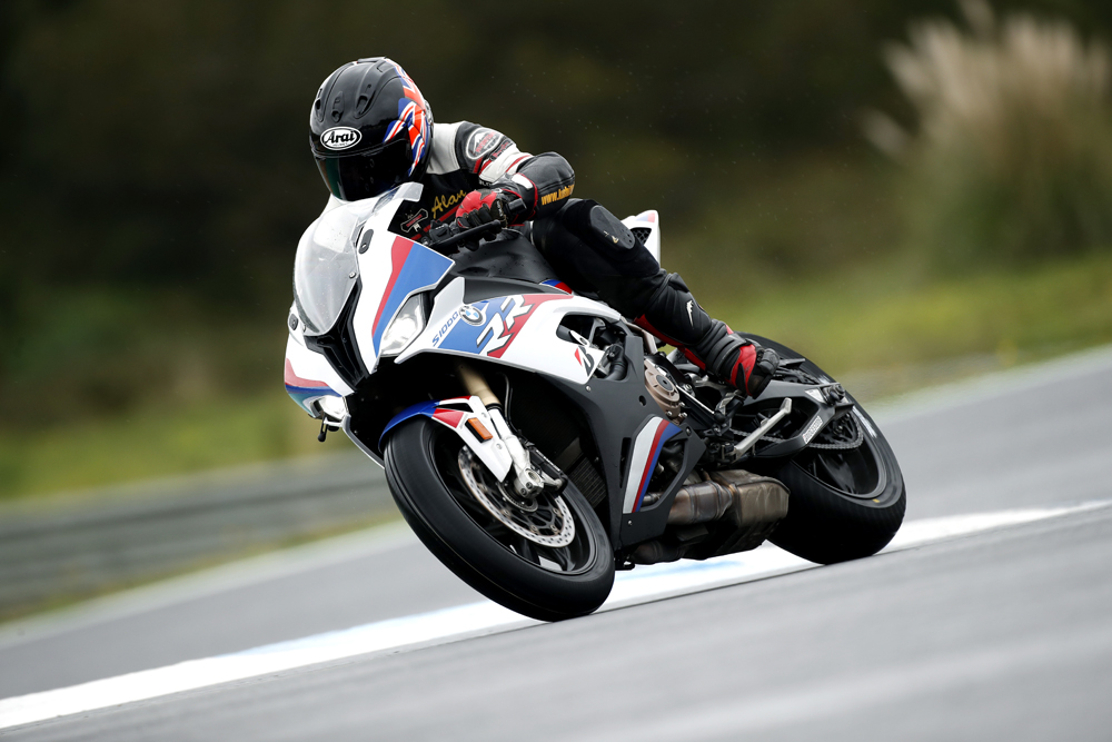 All of the 2019 BMW S 1000 RR variations see a minimum 11-pound weight loss.