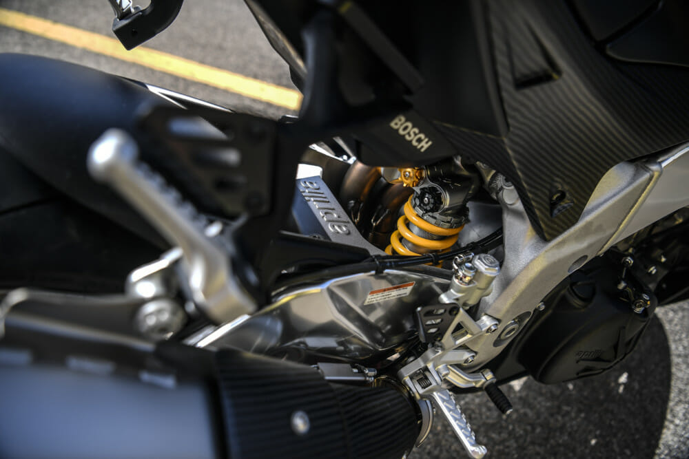 The 2019 Aprilia RSV4 1100 Factory has Öhlins TTX rear suspension.