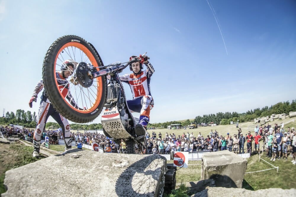 Toni Bou achieves a fourth consecutive season win in the Netherlands