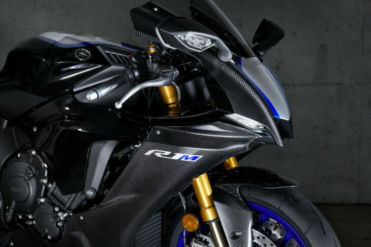 2020 Yamaha YZF-R1 and YZF-R1M First Look body