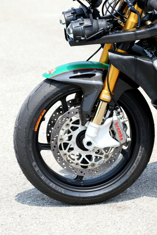 43mm Öhlins FGRT 204 forks are top grade, as are the Brembo Monoblock M4-108 calipers and OZ wheels.