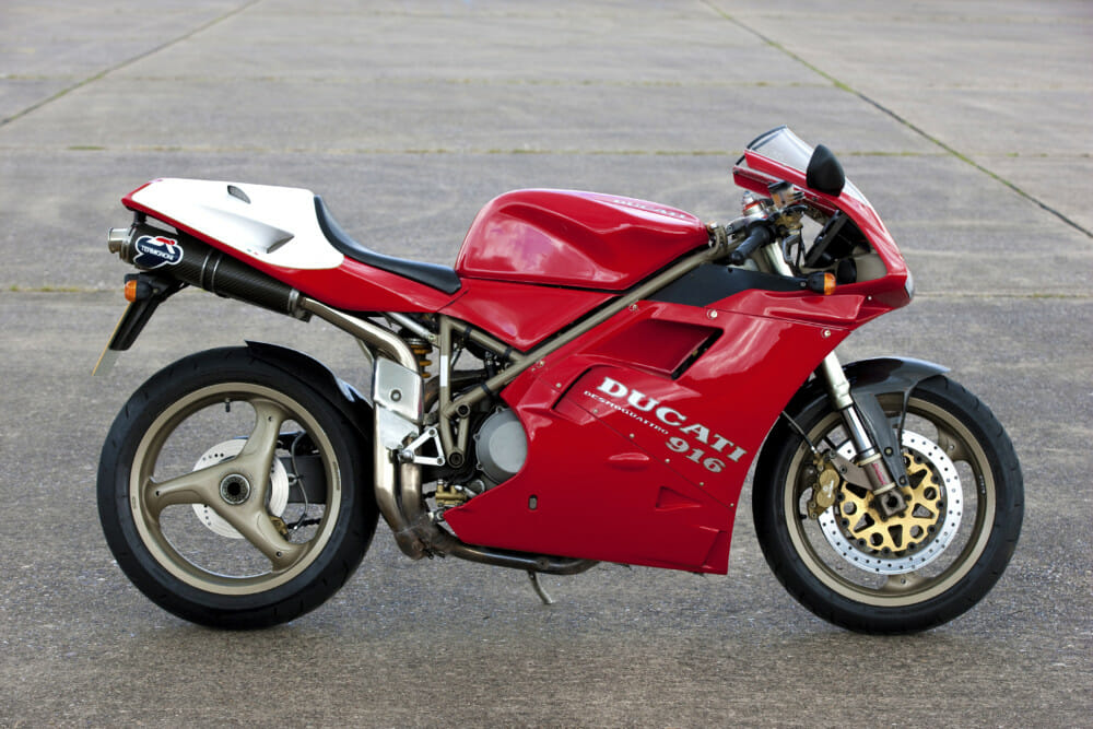 1994-Ducati-916.jpg