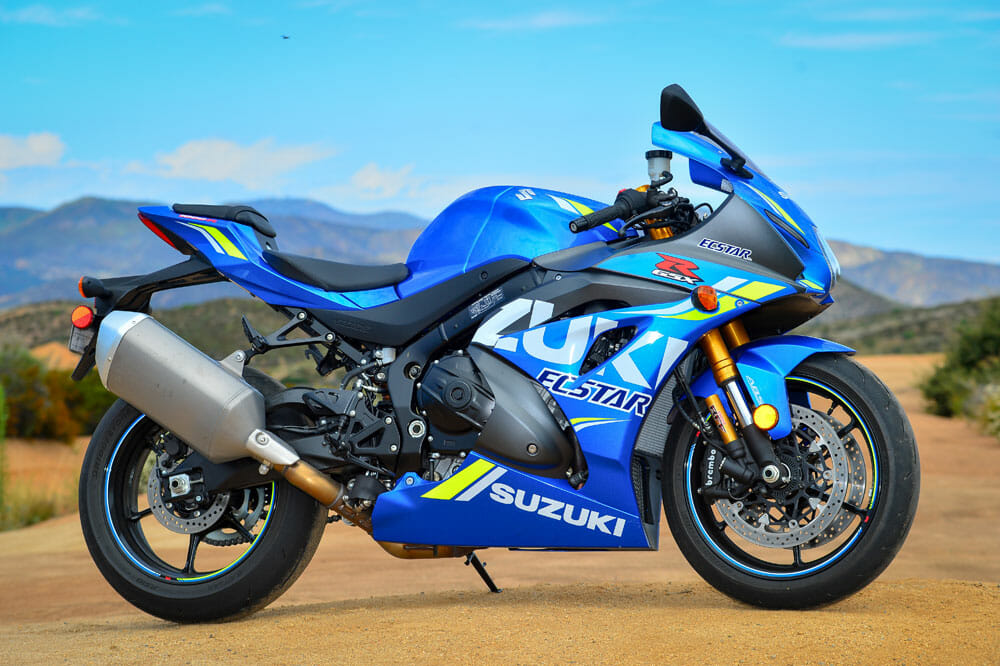 Gsx r купить. Suzuki GSX-R 1000r 2018. Suzuki GSXR 1000. Suzuki GSX-R 1000 2018. Suzuki GSX 1000rr.