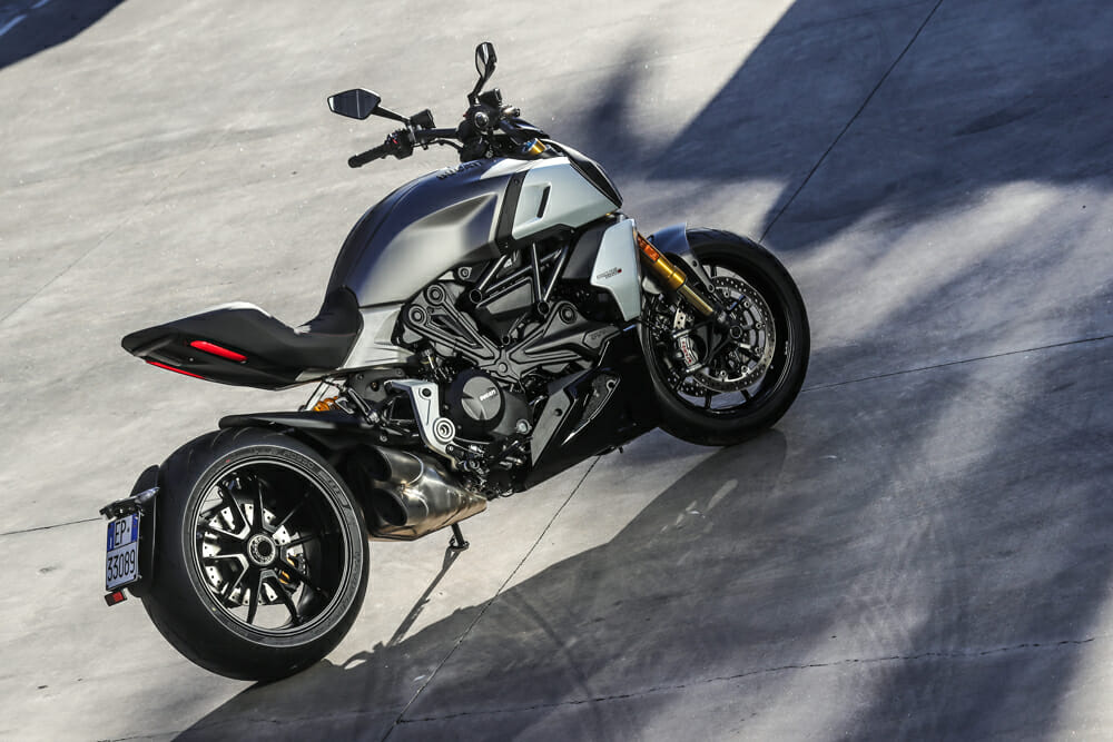 The 2019 Ducati Diavel 1260 S is built for comfort and speed.