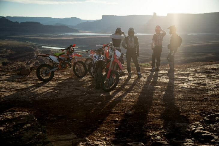 FOX Racing 2020 Legion_Moab-Group overlook