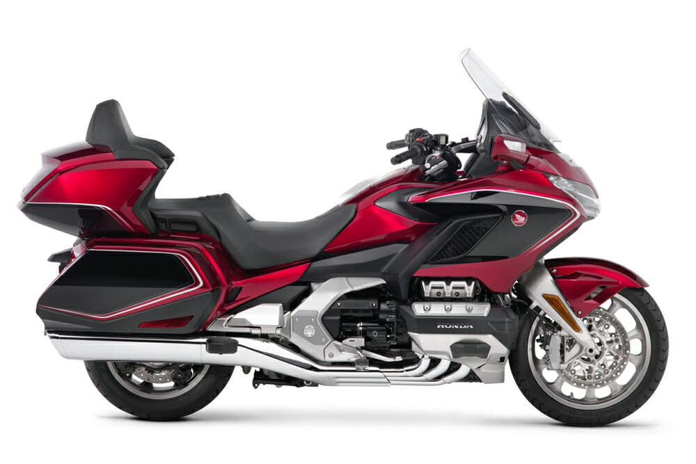 2020-Honda Gold Wing Tour DCT Candy Ardent Red Black