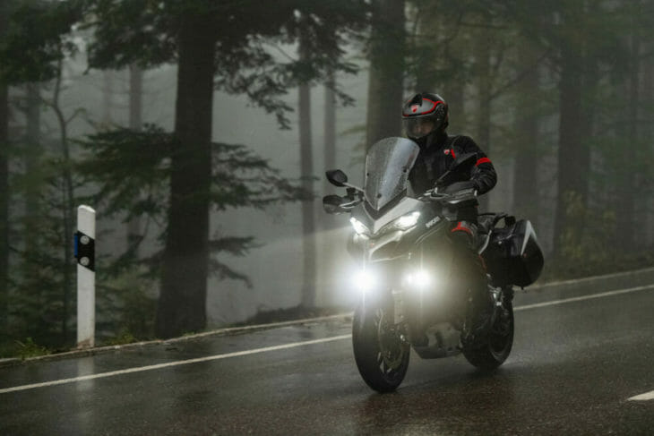 2020 Ducati Multistrada 1260 S Grand Tour First Look 11