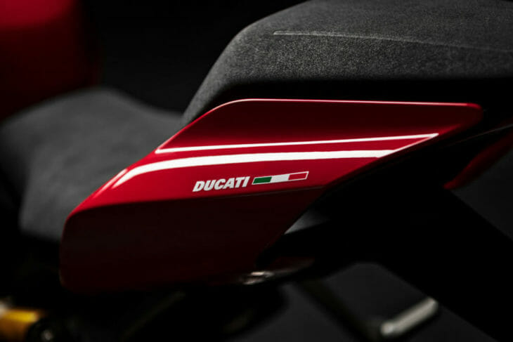 2020 Ducati Panigale V2 First Look 4