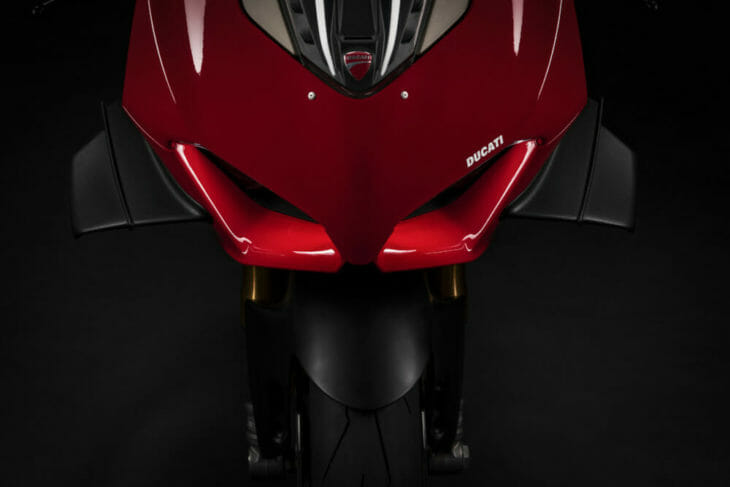 2020 Ducati Panigale V4 First Look 5