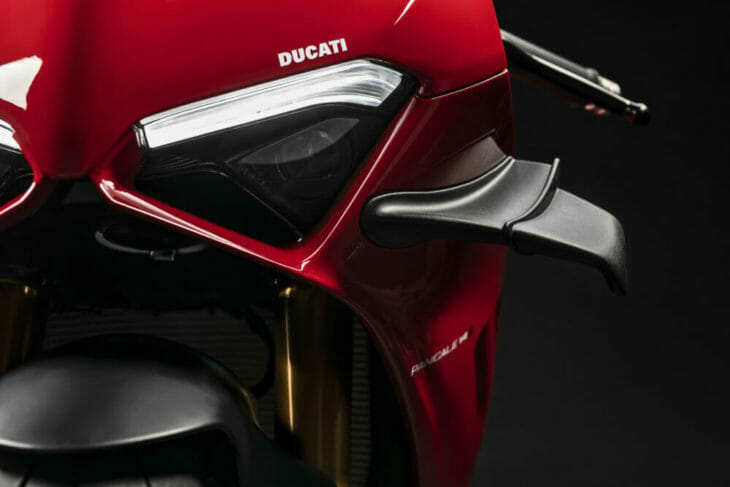 2020 Ducati Panigale V4 First Look 3