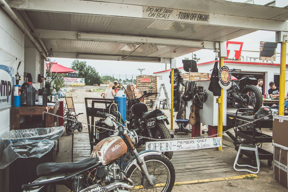 Tucker Powersports recaps the inaugural Flat Track Futures Dunlop Florida Fall Classic that took place over the weekend of October 19th at Volusia Speedway Park in Florida.