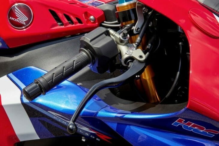 2021 Honda CBR1000RR-R Fireblade SP First Look 3