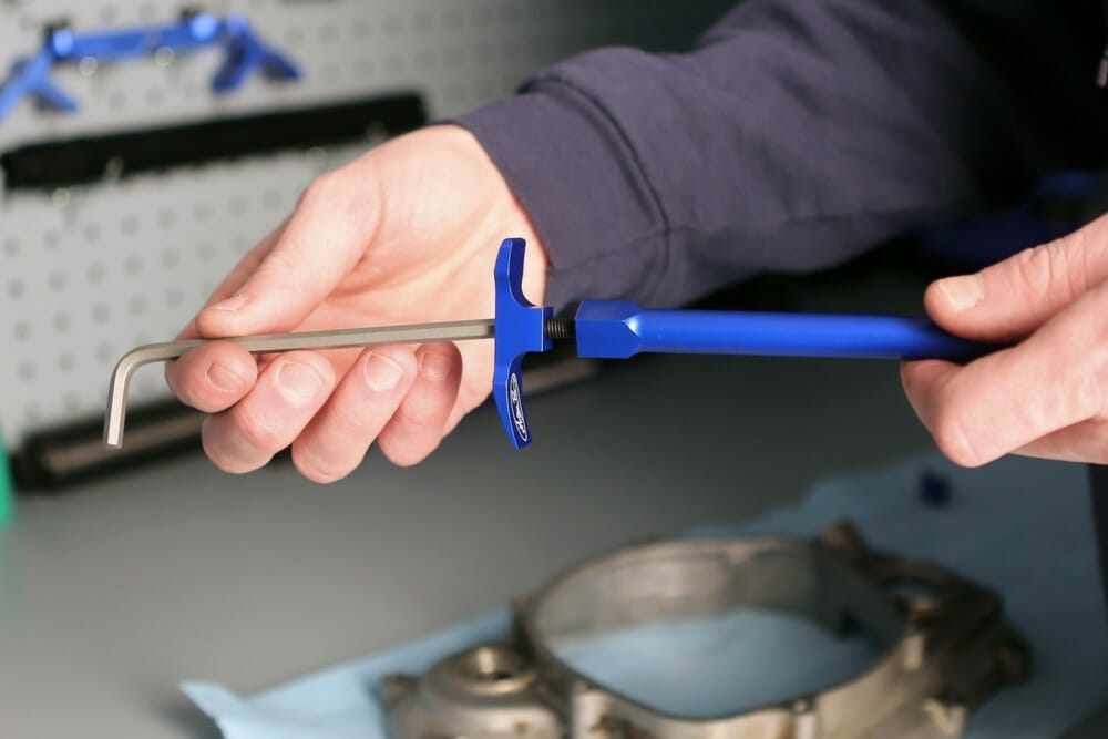 Motion Pro Seal Puller Tool is specifically designed to remove seals with ease.
