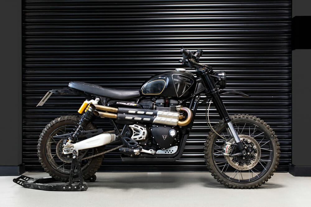 James-Bond-No-Time-To-Die-Triumph-Scrambler-1200-XE.jpg