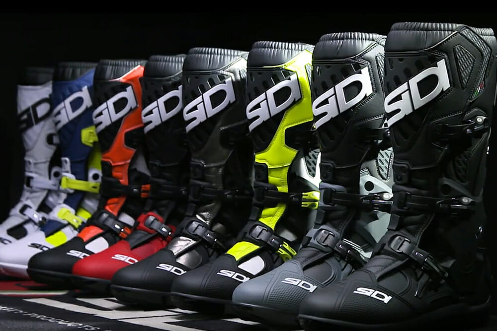 The Sidi Atojo SR MX boots are brand new for 2020. The Atojo is designed to be light, sleek and give the rider excellent bike control.