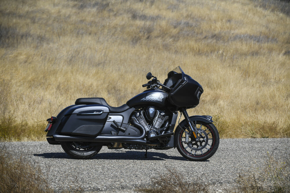 Metzeler Cruisetec Tires  chosen as exclusive Original Equipment of the New Indian® Challenger motorcycle 