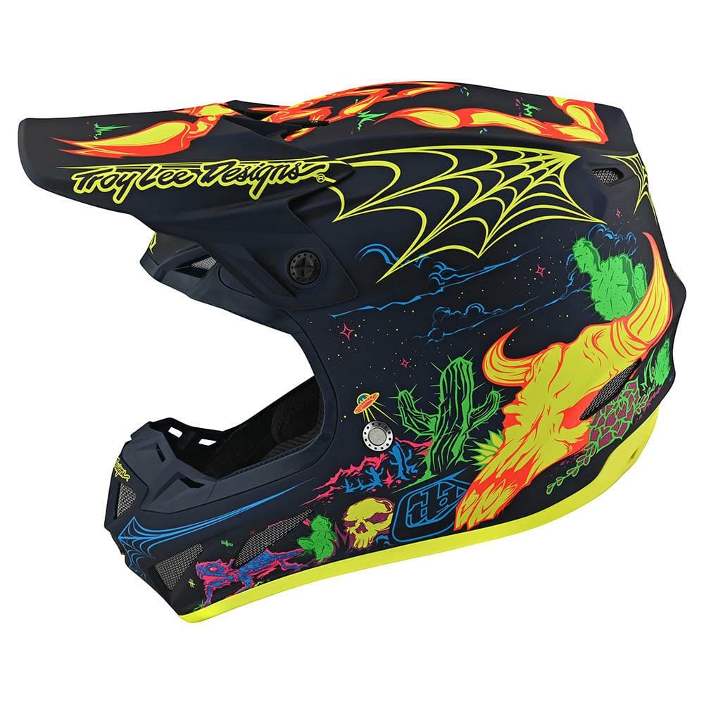 Troy Lee Designs has fresh graphics out for its SE4 MX helmet.