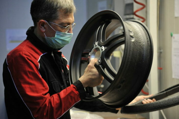 Carbon Wheel Carbon wheel
