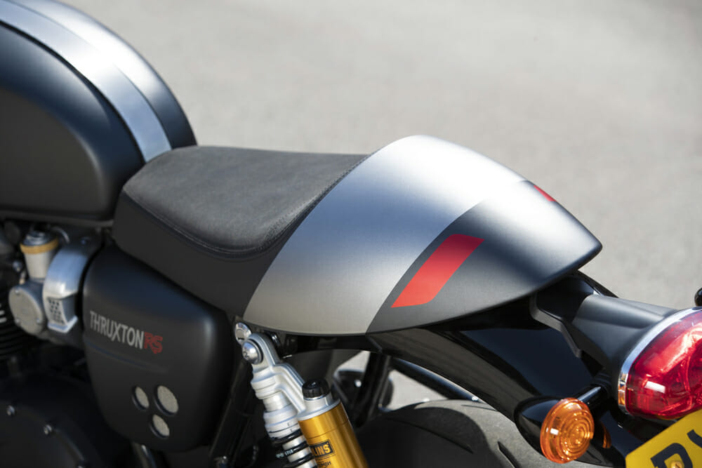 The seat of the 2020 Triumph Thruxton RS.