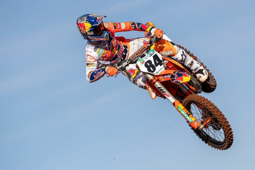 Jeffrey Herlings Signs New KTM MXGP Contract