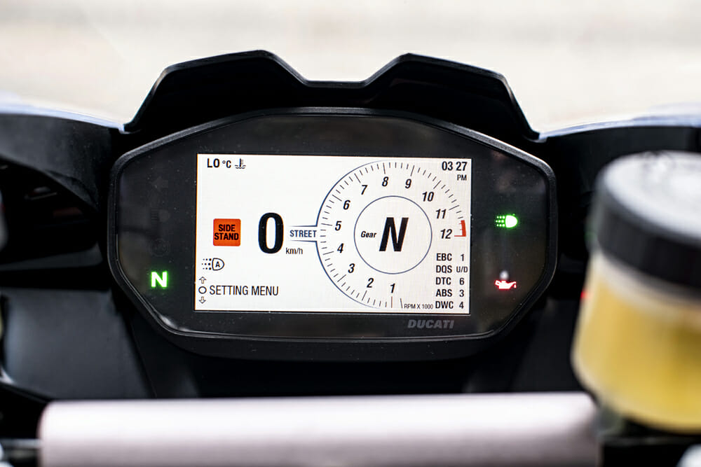 You can see all the settings in the right corner of the dash on the 2020 Ducati Panigale V2.
