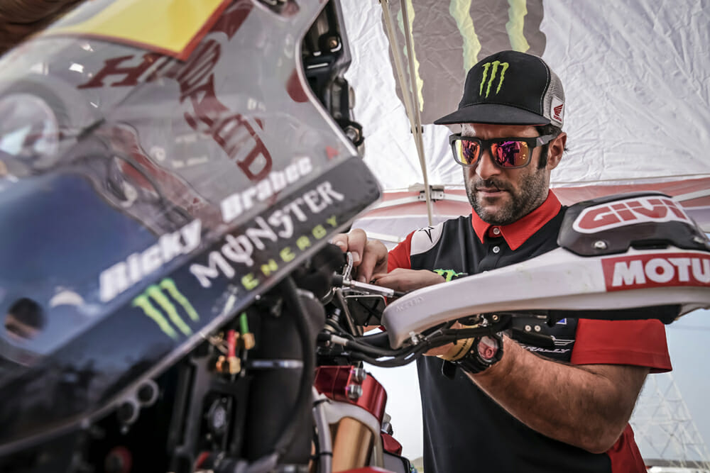 Kendall Norman prepares Brabec’s CRF450 Rally for another day of Dakar.