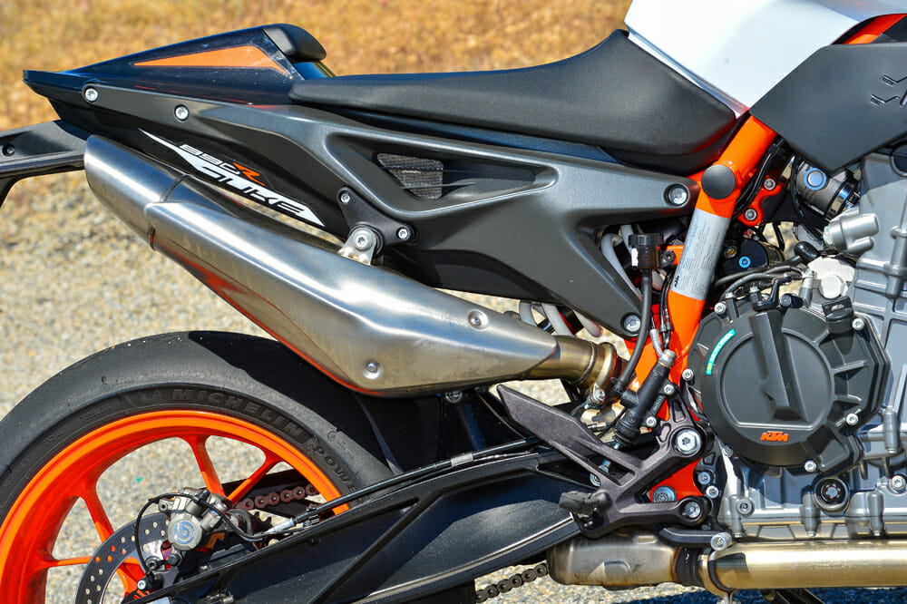 The swingarm sits higher in the frame on the 2020 KTM 890 Duke R than on the 790, helping maintain good chassis balance for when you’re cranked over and start feeding the power in.