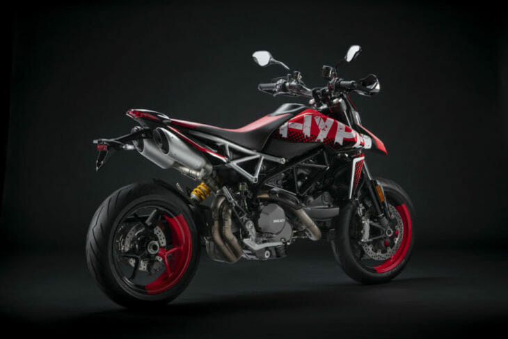 2020 Ducati Hypermotard 950 RVE studio right rear 