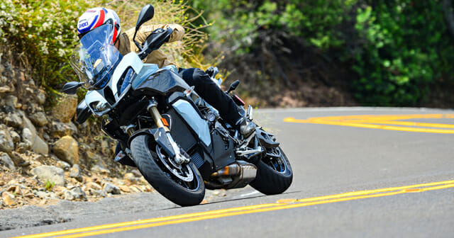 2020 BMW S 1000 XR Review - Cycle News