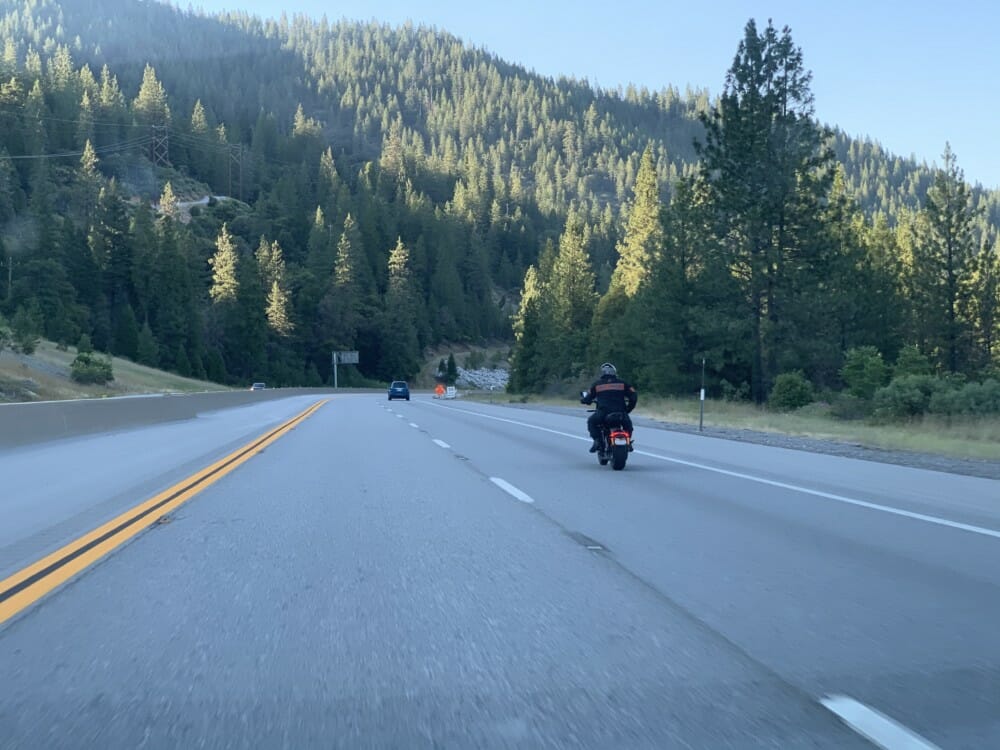 Harley-Davidson Electric Motorcycle Makes First U.S. Border-to-Border Journey