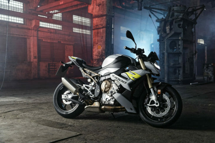 2021 BMW S 1000 R First Look 5