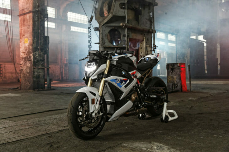 2021 BMW S 1000 R First Look 3