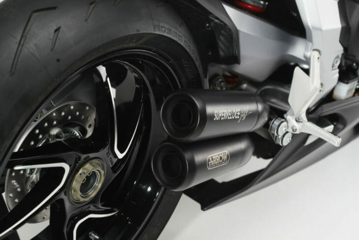 MV Agusta Superveloce Alpine pipe