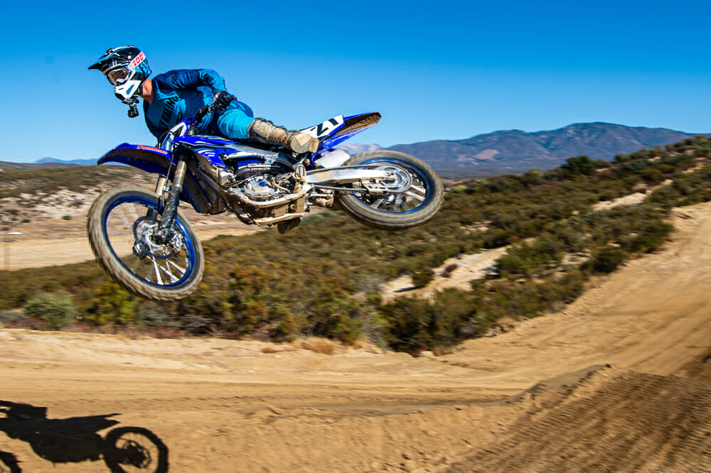 2021 Yamaha YZ450F jumping