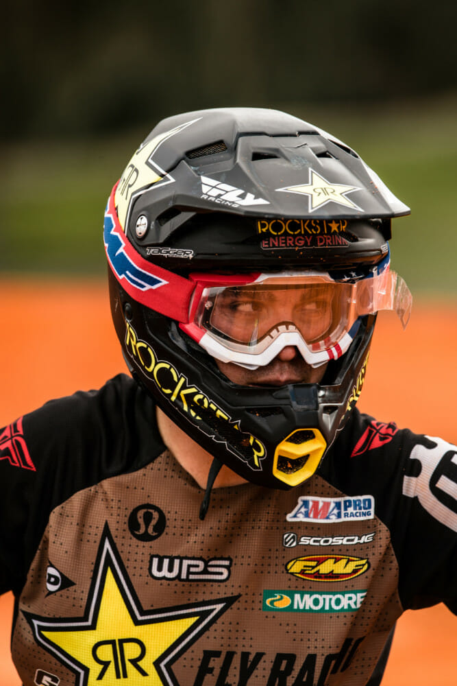 Motocross and enduro goggles for eyeglass wearers