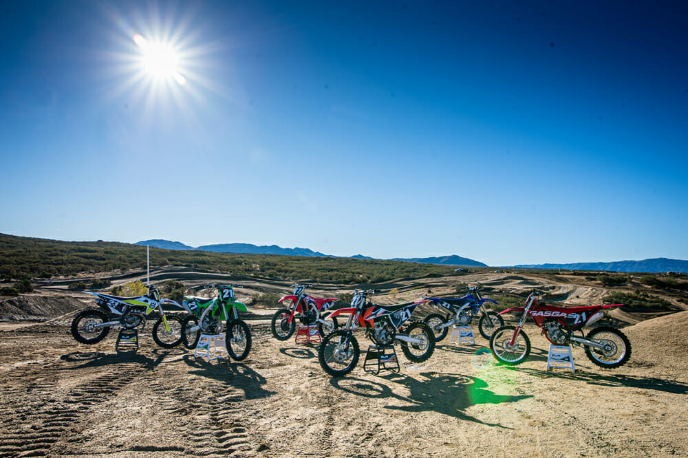 250cc motocrossers
